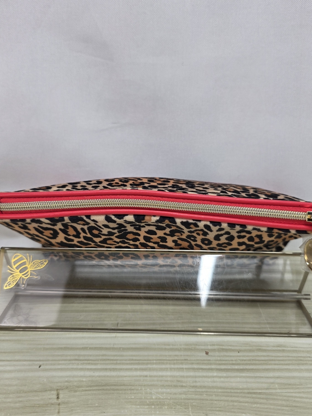 3/$15 Estee Lauder Leopard Print Cosmetic Pouch - Picture 7 of 11
